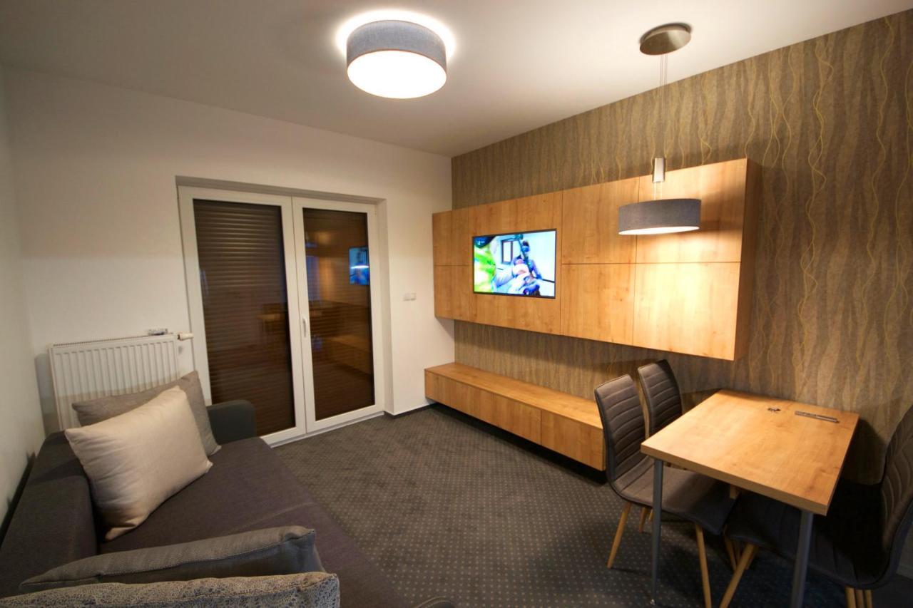 Ff Apartments Jasna Lucky デマノブスカ・ドリーナ エクステリア 写真